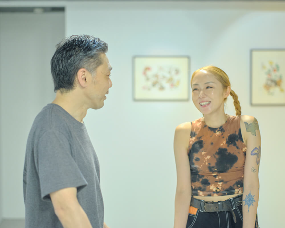 反骨精神で繋がる2人。野坂稔和とYUKI、絵と染め。 | TOKYO