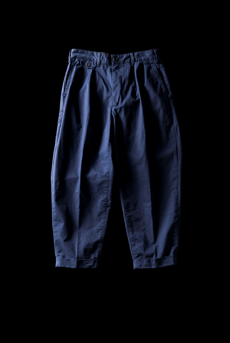 2プリーツのチノパンツ | BEAMSの百名品 | BEAMS BEST 100